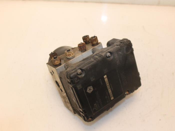 ABS Pomp Dodge Ram Van O119759, Auto-onderdelen, Remmen en Aandrijving