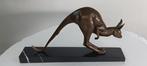sculptuur, Brons kangoeroe in spinghouding. - 16 cm - brons