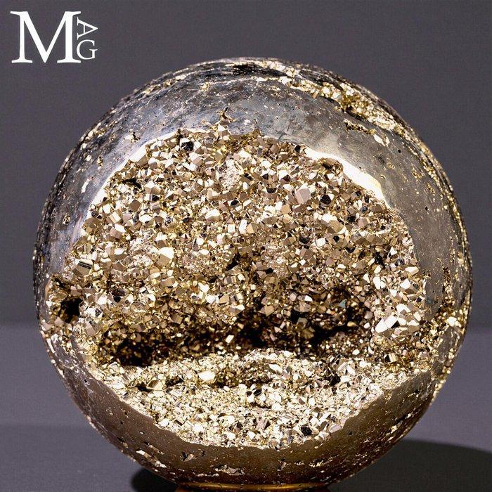 Pyrietbol — Geodetische formatie met kubieke kristallen -, Verzamelen, Mineralen en Fossielen