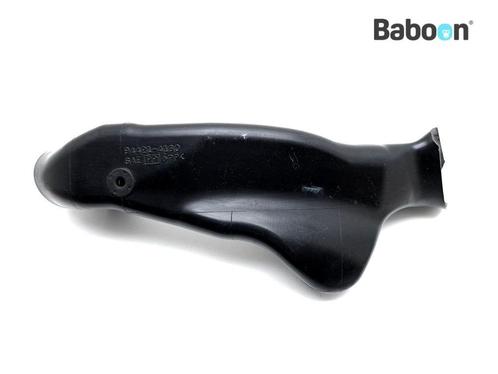 Luchtbuis Rechts Suzuki GSX R 1000 2005-2006 (GSXR1000, Motoren, Onderdelen | Suzuki, Gebruikt, Verzenden