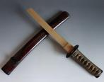 Katana - Hout - koshirae wakizashi red bush clover saya pine