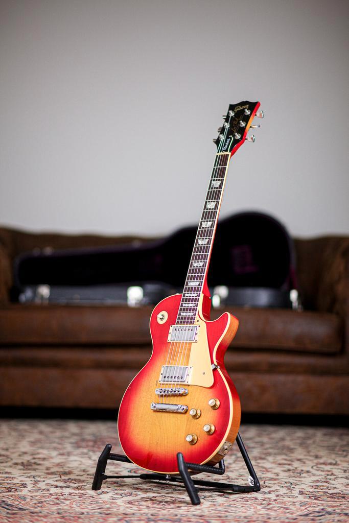 Gibson Les Paul Standard USA 1979 | Cherry Sunburst, Musique & Instruments, Instruments à corde | Guitares | Électriques, Envoi
