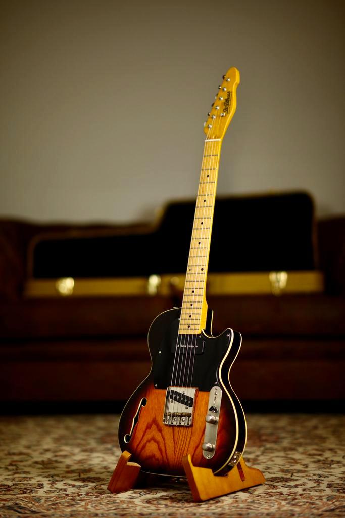 St Blues 61 South | Sunburst, Muziek en Instrumenten, Snaarinstrumenten | Gitaren | Elektrisch, Verzenden