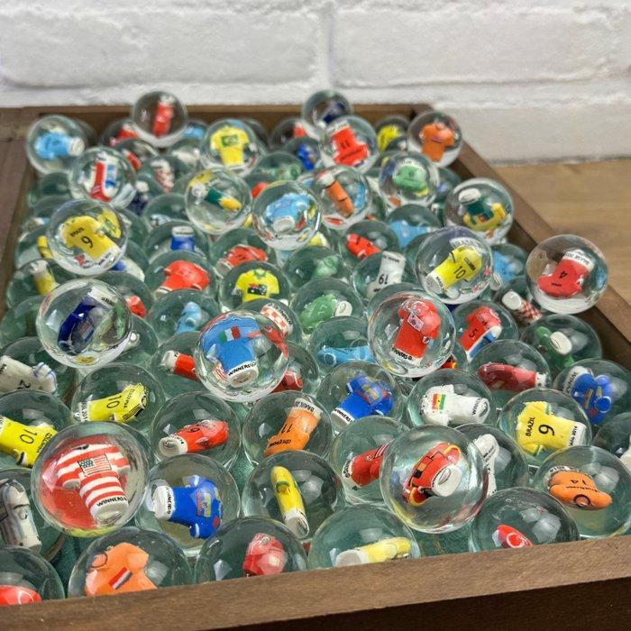 9 KG - Vintage, Antique & Modern US & EU glass Marbles, Antiek en Kunst, Antiek | Speelgoed