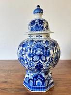 De Porceleyne Fles, Delft - Vaas - Aardewerk - Dekselvaas /, Antiek en Kunst