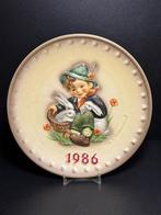 Goebel Hummel - Figure - Goebel Hummel porcelain plate -, Antiek en Kunst