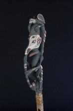 Ceremoniële fluit van de Iatmül uit het Midden Sepik -