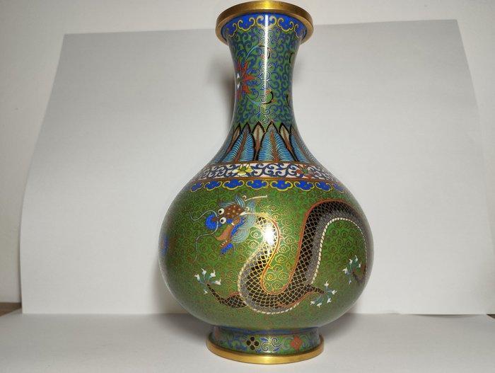 Vaas - Metaal - China - Qing Dynastie (1644-1911) (Zonder, Antiek en Kunst, Antiek | Overige Antiek
