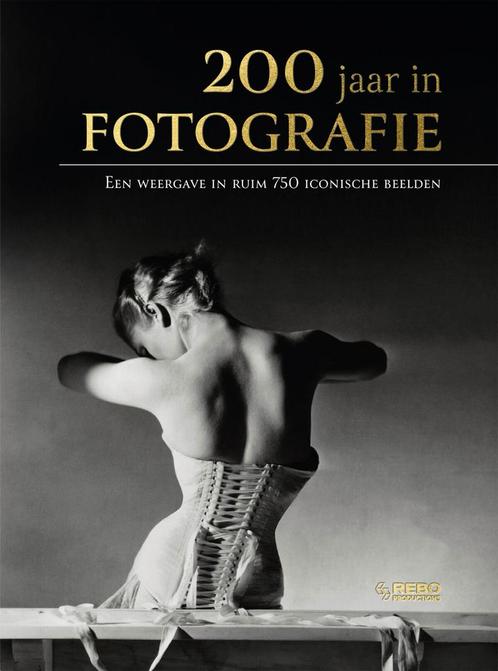 200 jaar in fotografie (9789036641456, Eric Strijbos), Livres, Livres scolaires, Envoi