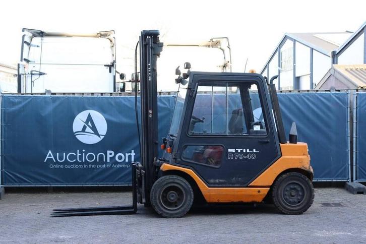 Veiling: Heftruck Still R 70-40 Diesel 4000kg 4.4m 2003, Zakelijke goederen, Machines en Bouw | Heftrucks en Intern transport