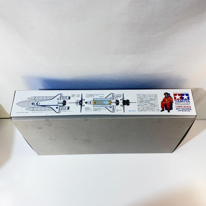 Tamiya 1:100 - Modelbouwdoos - Space Shuttle Atlantis -, Hobby en Vrije tijd, Modelauto's | 1:5 tot 1:12