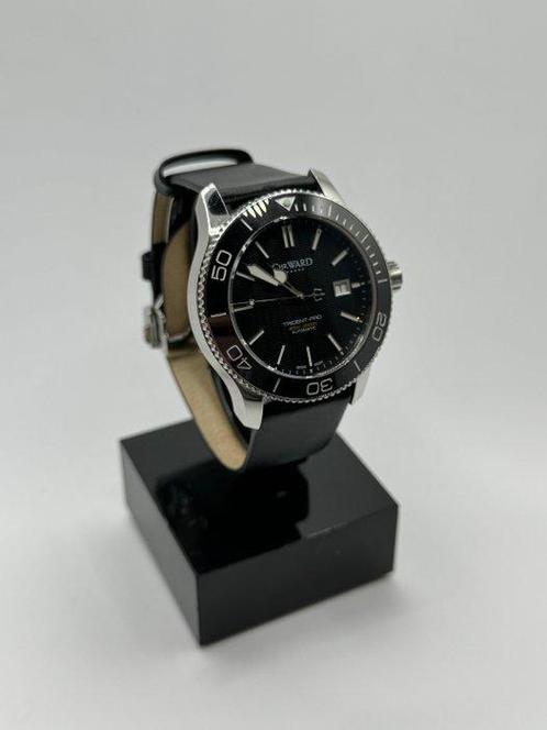 Christopher Ward - Trident-Pro 60 - C60-42-AUTO-SKKK -, Handtassen en Accessoires, Horloges | Heren