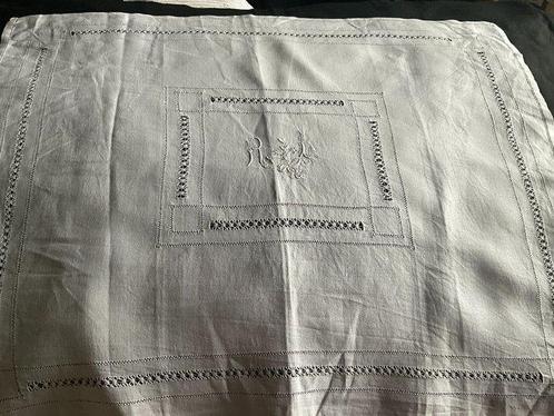 (2) Pillows - Drap de lit - 68 cm - 80 cm, Antiek en Kunst, Antiek | Tapijten, Tafelkleden en Textiel