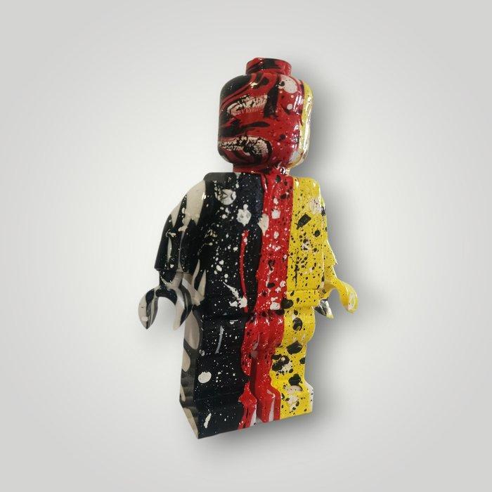 RED - sculptuur, Lego Germany - 20 cm - Hars - 2026, Antiquités & Art, Curiosités & Brocante