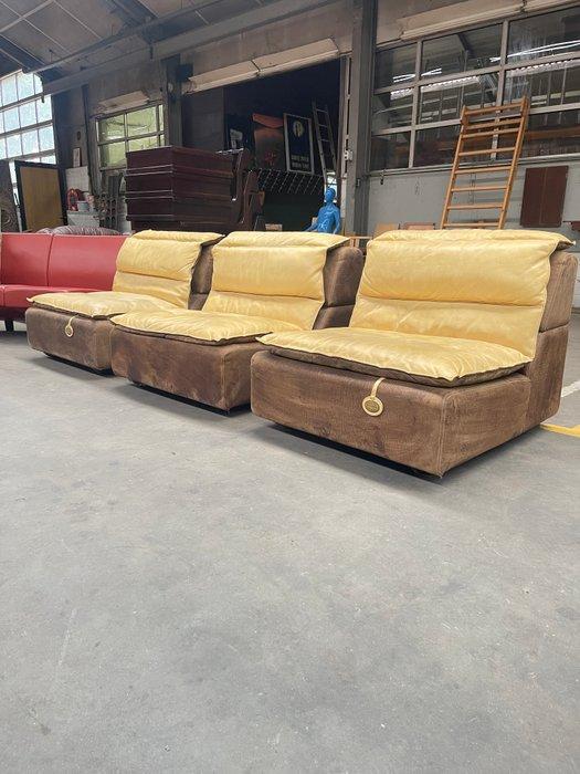 Rossi di Albizzate - Redwall - Linea safari 2 - Carlo, Antiek en Kunst, Antiek | Meubels | Stoelen en Sofa's