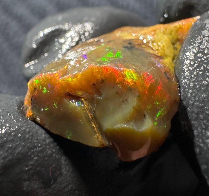 14ct Kristal Opaal Ruw- 2.8 g, Verzamelen, Mineralen en Fossielen