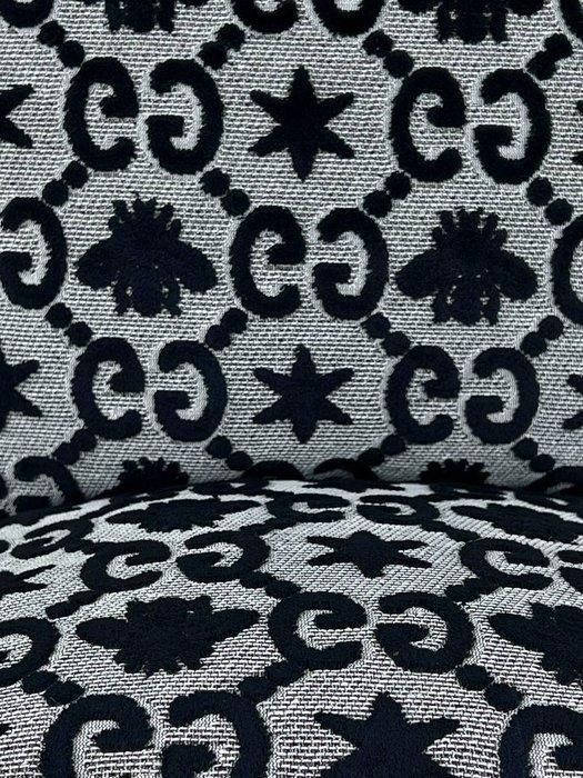 Gucci Nieuwe set van twee - Kussen, Antiek en Kunst, Antiek | Tapijten, Tafelkleden en Textiel