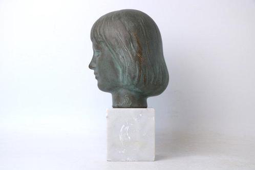 Bronzen beeld van Anna gemaakt door een van Japans, Antiek en Kunst, Antiek | Overige Antiek