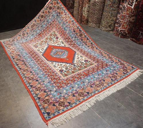 Tunis - Vloerkleed - 237 cm - 173 cm, Huis en Inrichting, Stoffering | Tapijten en Vloerkleden