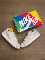 Nike SB - Low-top sneakers - Maat: US 10, UK 9, Nieuw