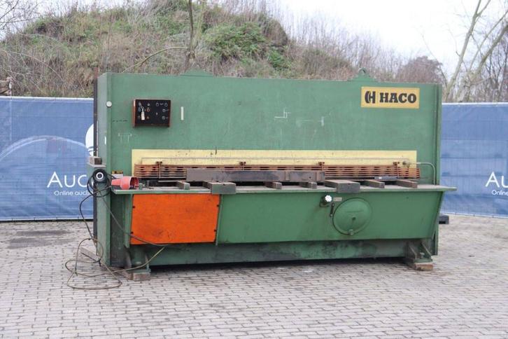 Veiling: Knipmachine Haco TS3012 Elektrisch 12mm 1984, Articles professionnels, Machines & Construction | Pompes & Compresseurs