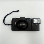 Olympus XA2 + A11 flash | Appareil photo compact argentique