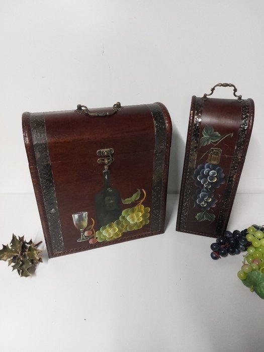 Krat (2) - Hout - wijnkisten koffers hout, Antiek en Kunst, Kunst | Designobjecten