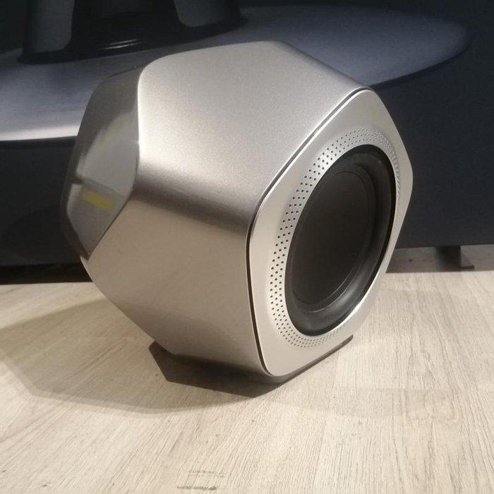 Bang & Olufsen - Krachtige BeoLab 19 actieve subwoofer in, Audio, Tv en Foto, Stereoketens