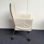 Design stoel Montis Chaplin op wielen, crémewit leder -