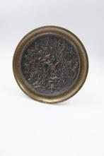 Tazza - Brons, Messing - mythisch versierd met putti, Antiek en Kunst