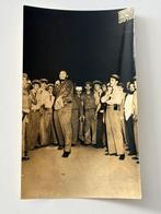 Alberto Korda (1928–2001) - Comandante Fidel Castro jugando