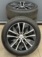 Originele Volvo Winterset 235/55 R19, Banden en Velgen, Nieuw, Winterbanden, 235 mm