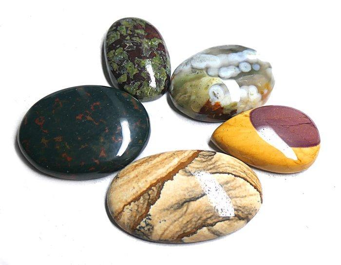 5 pcs Gemengde edelstenen - 134.70 ct - Gecertificeerd, Verzamelen, Mineralen en Fossielen