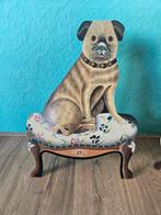 Maitland Smith - Silent companion Mopshond - Openhaard