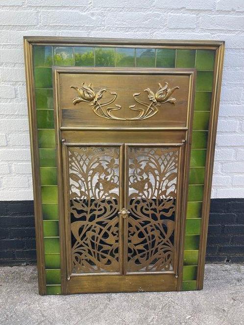 Bronzen deuren in originele omlijsting - Openhaard, Antiek en Kunst, Kunst | Designobjecten