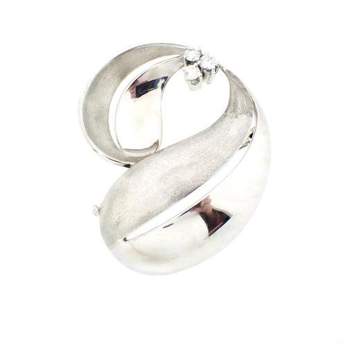 Witgouden broche met diamanten 0,18 ct. (moderne broche), Handtassen en Accessoires, Broches, Overige kleuren, Gebruikt, Met edelsteen