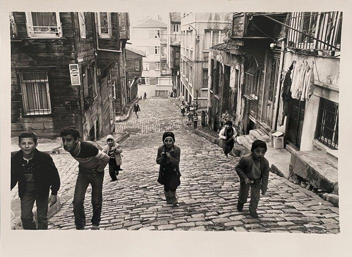 Pascal Baril (1963) - Enfants dans les quartiers populaires, Antiek en Kunst, Kunst | Designobjecten