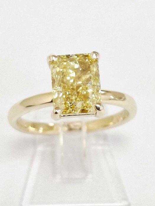 Bague de fiançailles - 14 carats Or jaune - 2.50ct. tw., Handtassen en Accessoires, Antieke sieraden