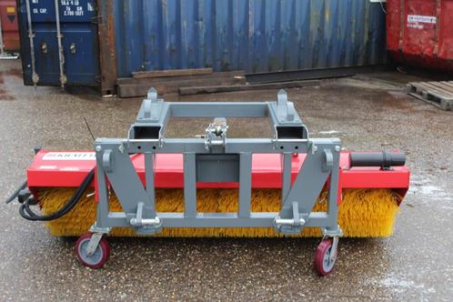 Kraffter veegmachine 180, Articles professionnels, Agriculture | Outils, Envoi