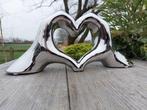 Beeld, heart shaped hands - 14 cm - Keramiek, Antiek en Kunst