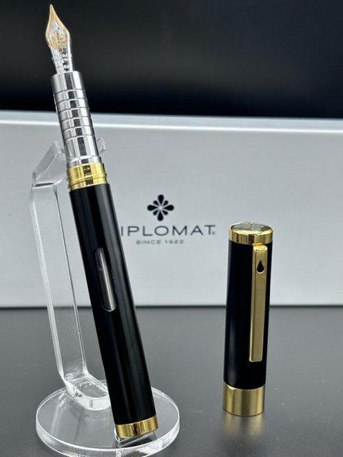Diplomat - Nexus Black Gold - Stylo à plume, Verzamelen, Pennenverzamelingen
