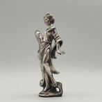 Geisha rivestita in argento - Figuur - Gehuld in zilver, Antiek en Kunst