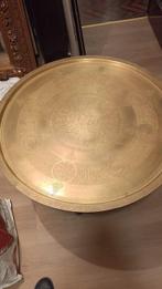 Table ronde en laiton. - Bois, Laiton - milieu du XXe siècle