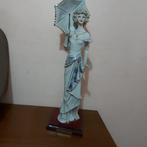 Vittorio Sabadin - Beeldje - Lady with Parasol - Goud, Hout,
