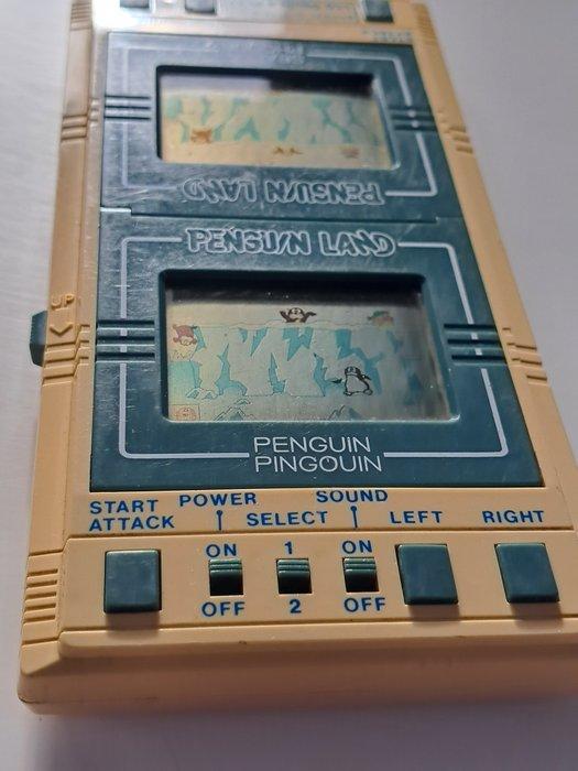 Bandai - LCD Double Play - Penguin Land - Handheld gaming, Games en Spelcomputers, Spelcomputers | Overige Accessoires