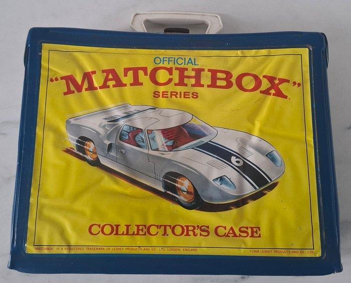 Matchbox 1:64 - Modelauto - 1x Opbergkoffer met 48x Matchbox, Hobby en Vrije tijd, Modelauto's | 1:5 tot 1:12