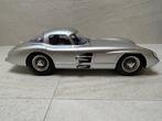 1:8 - Modelauto - Mercedes-Benz 300 SLR Uhlenhaut Coupe, Hobby en Vrije tijd, Modelauto's | 1:5 tot 1:12, Nieuw