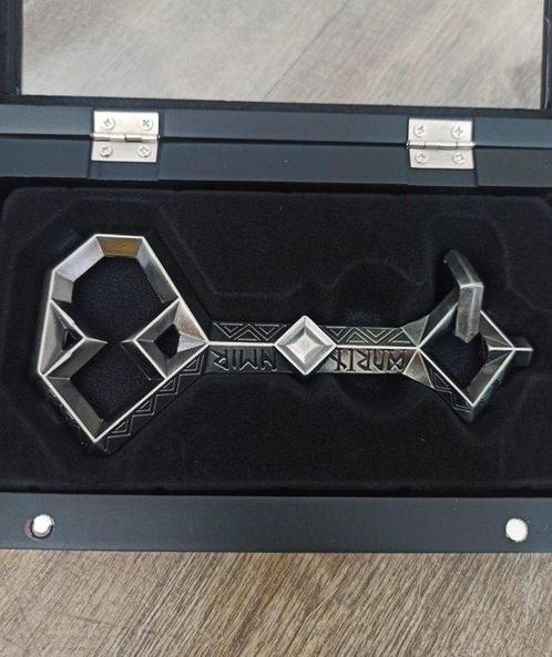 The Hobbit, 1/1 Key to Erebor (cast in metal, mint, Verzamelen, Film en Tv