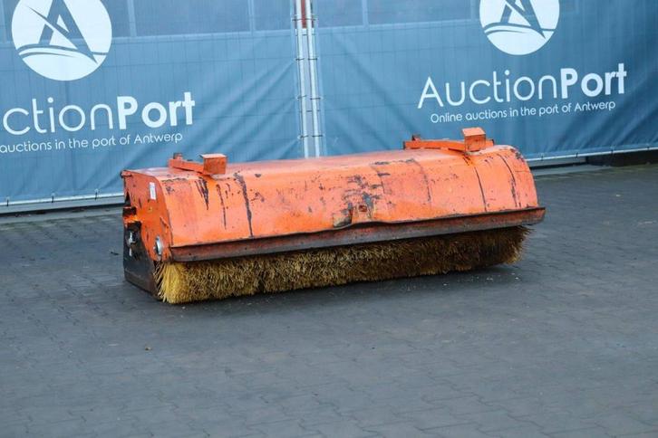 Veiling: Veegborstel aanbouw Attec 05BBC1685 2015, Articles professionnels, Machines & Construction | Pièces, Enlèvement