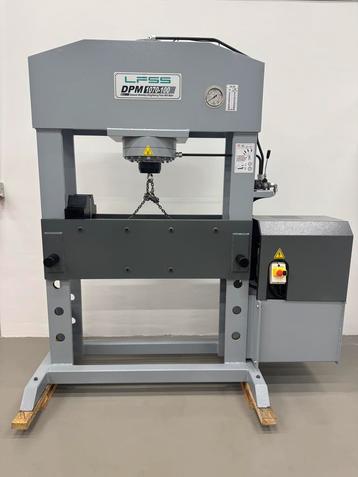 LFSS werkplaatspers hydraulische garageper 100 TonLFSS WERKP beschikbaar voor biedingen